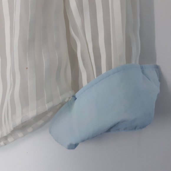 Blouse - Picture 4 of 5